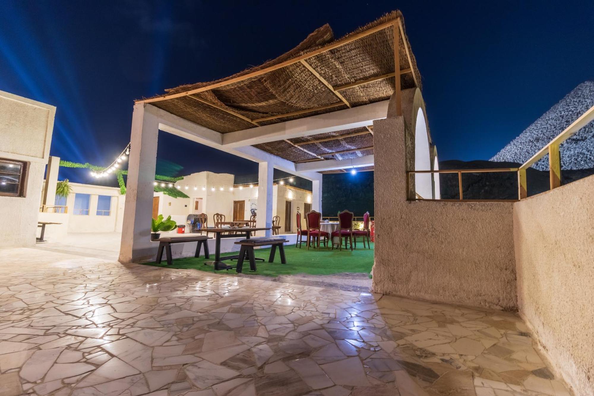 The Grand Pyramids View Hotel Kafret el-Gabal エクステリア 写真