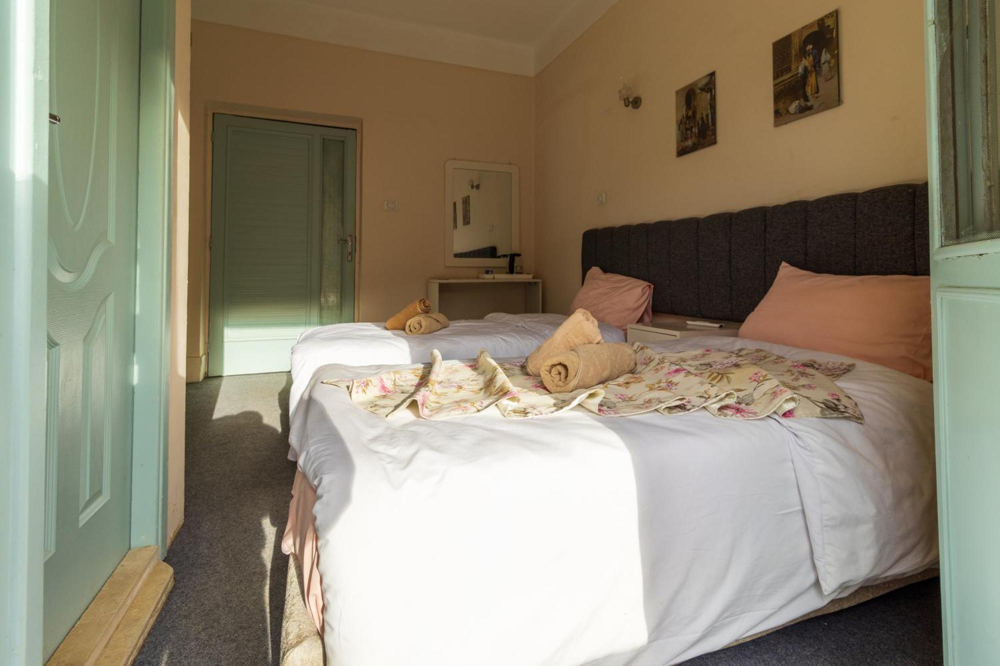 The Grand Pyramids View Hotel Kafret el-Gabal 部屋 写真