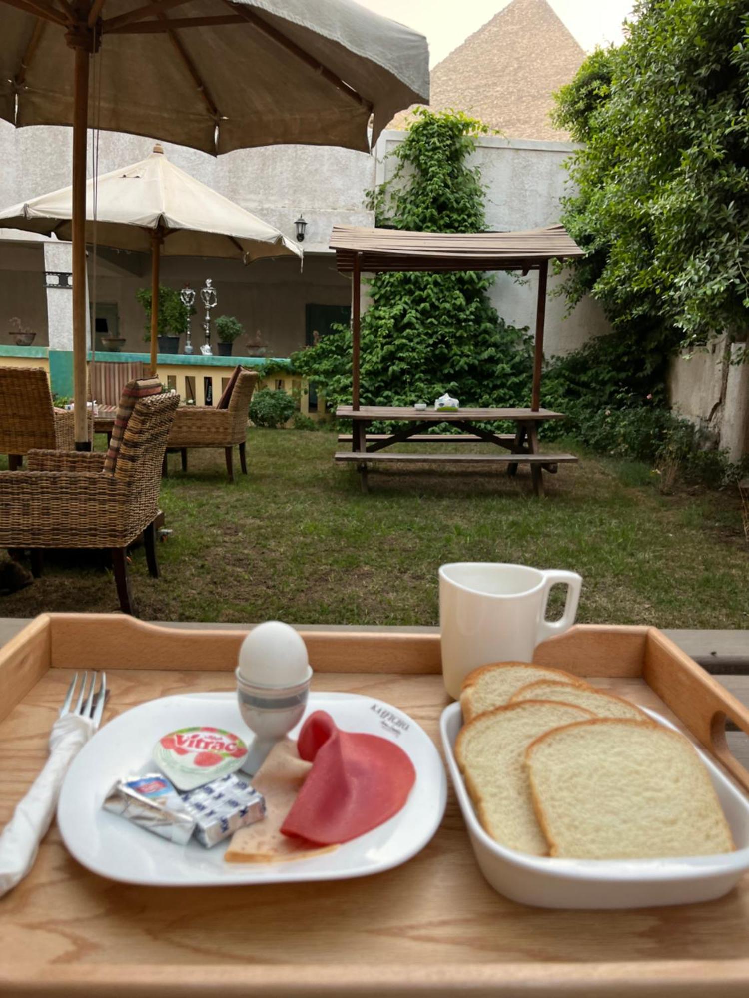 The Grand Pyramids View Hotel Kafret el-Gabal エクステリア 写真